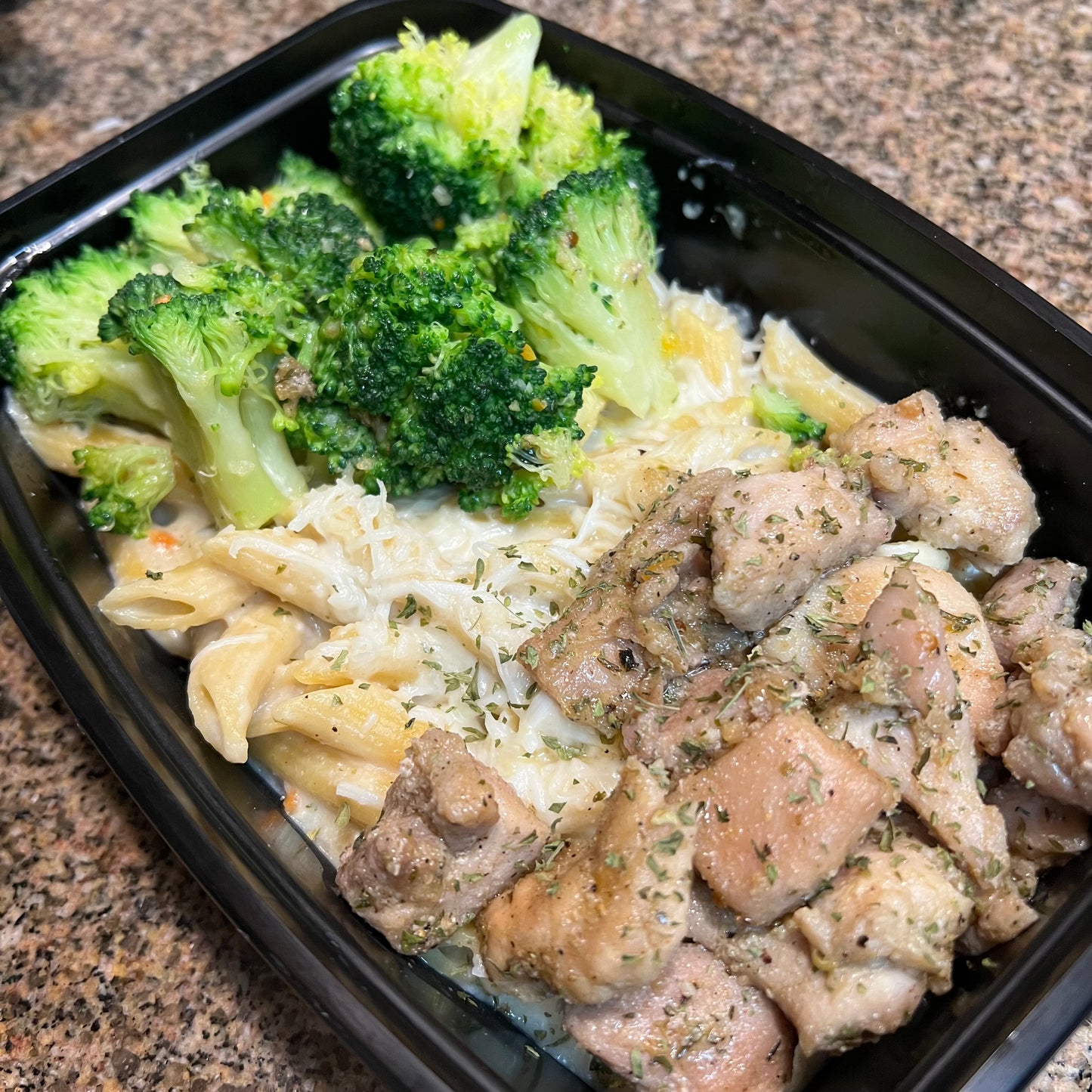 PASTA: Chicken Alfredo Pasta🍝
